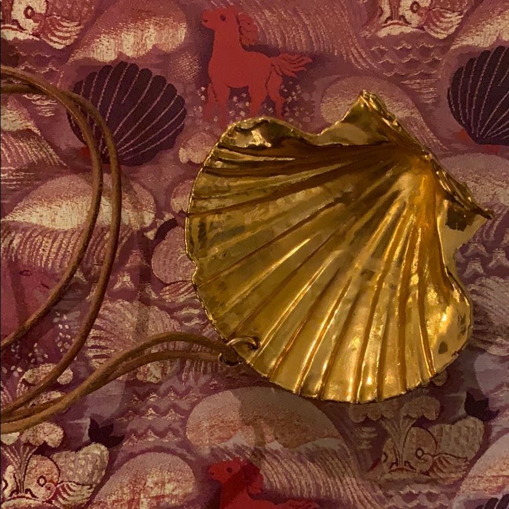 Gold Seashell Statement Necklace - image 4